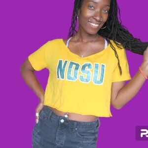 PINK Victoria's Secret 5th & Ocean NDSU feelin' like a bison pink cropped sports